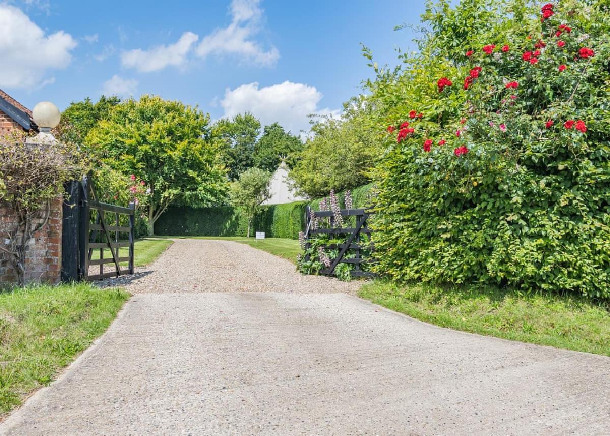 Apple Mount Retreat Hotel Lavenham Exterior photo